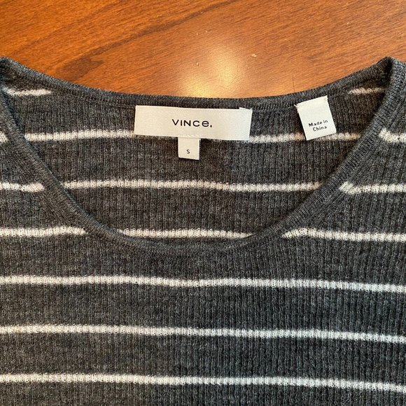 Vince Gray & White 100% Wool Striped Rib Knit Long Sleeve Crewneck Shirt - Picture 3 of 8